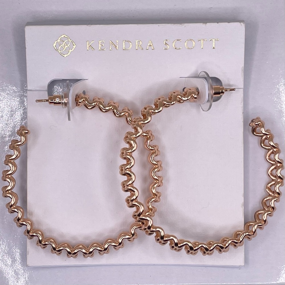Kendra Scott “Fallyn” hoop earrings hoops